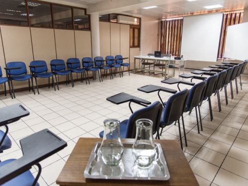 Centro-El-Ágora-Sala-B