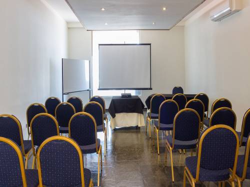 Hotel-Club-La-Serena-salón-diaguitas-auditorio