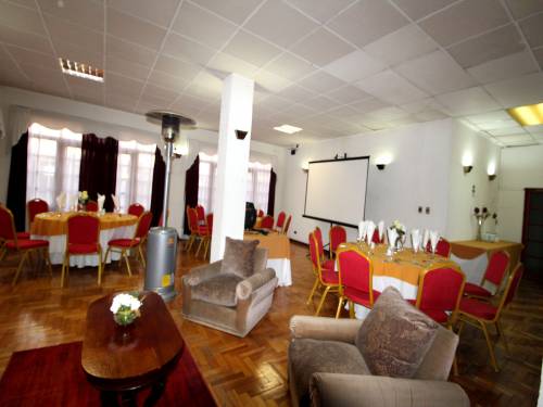 Hotel-Serena-Plaza-salón-El-Faro-3