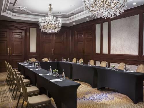 Ritz-Carlton-B