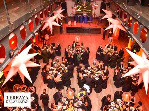 Terraza-del-Arrayán-Salón-1er-piso-cena-matrimonio